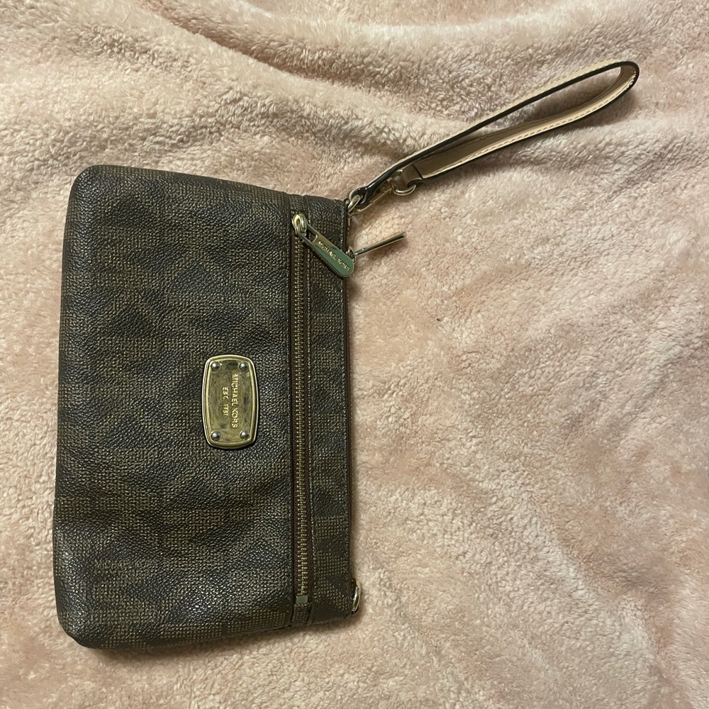 Michael Kors Wristlet